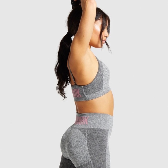 BNWT GYMSHARK FLEX STRAPPY SPORTS BRA SIZE SMALL - Picture 4 of 8